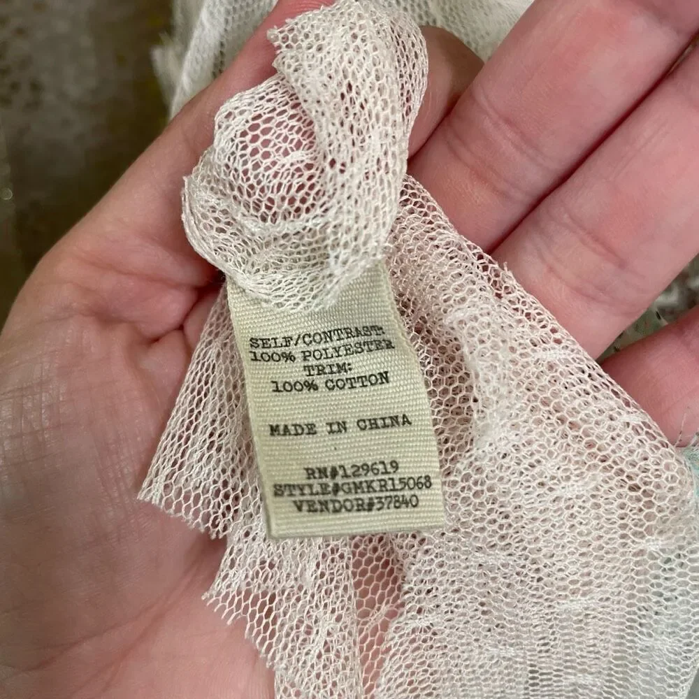 BKE Gimmicks Rose Sequin Ruffle Glam Western Tank Top Blouse Large - Picture 6 of 6